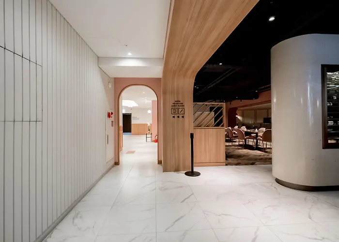 Hotel Oriens & Residences Myeongdong Seul