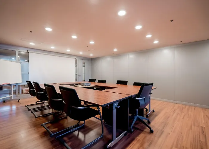 Hotel Oriens & Residences Myeongdong 3*