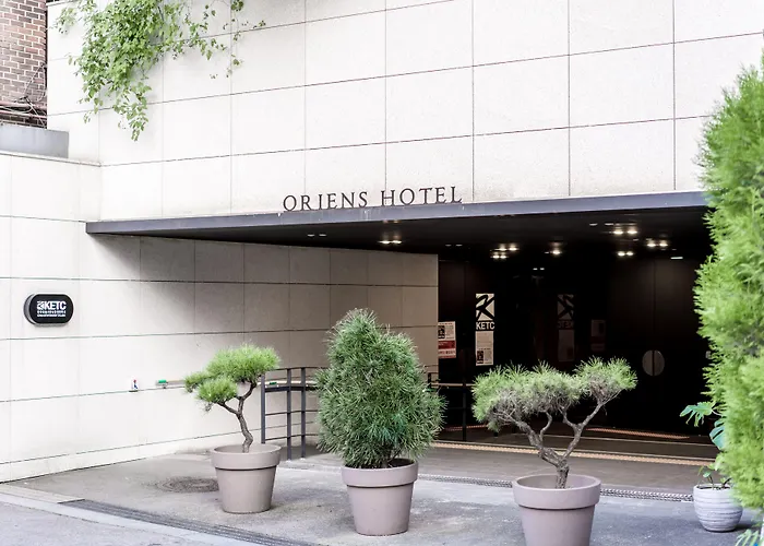 Hotel Oriens & Residences Myeongdong 3*