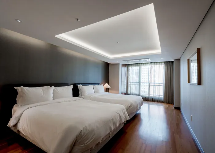 Oriens & Residences Myeongdong 3*
