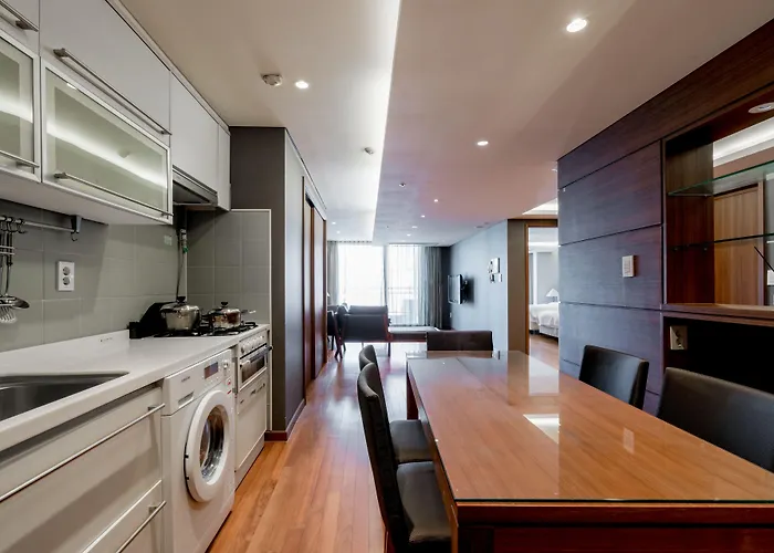 Hotel Oriens & Residences Myeongdong 3*